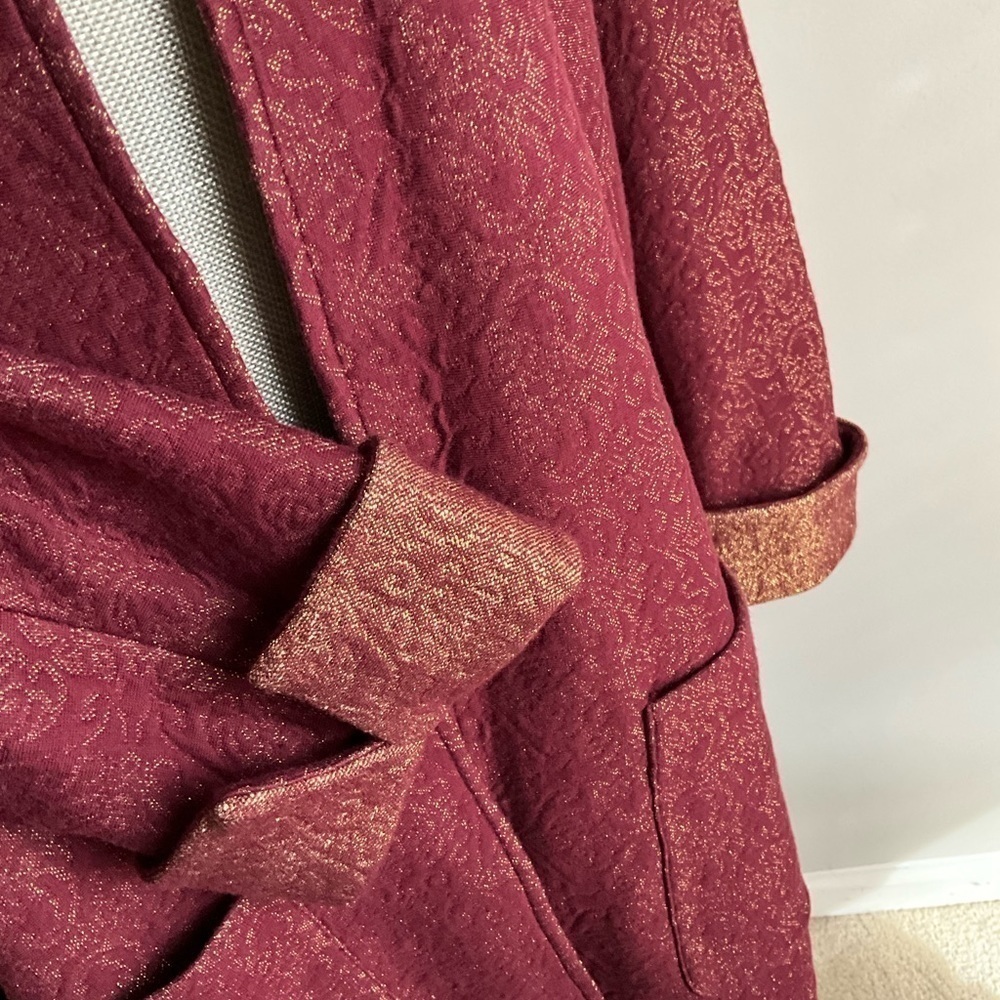 CHICO'S | LONG JACKET SIZE 2 BURGUNDY GOLD - Picture 7 of 10